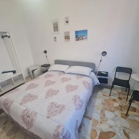 ゲストハウス Nicla, Modern Sicilian Near Marzamemi With Private Bathrooms